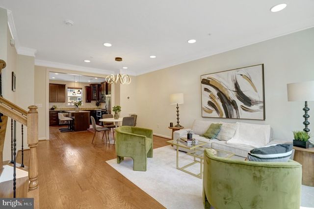 611 TOTTEN MEWS NE, Washington, DC 20017