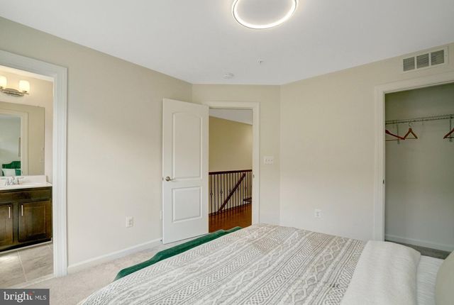 611 TOTTEN MEWS NE, Washington, DC 20017