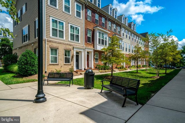 611 TOTTEN MEWS NE, Washington, DC 20017