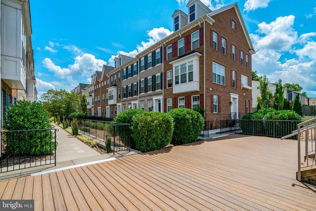 611 TOTTEN MEWS NE, Washington, DC 20017