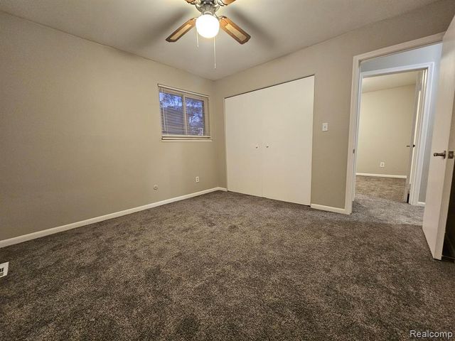 29098 Lund Avenue, Warren, MI 48093