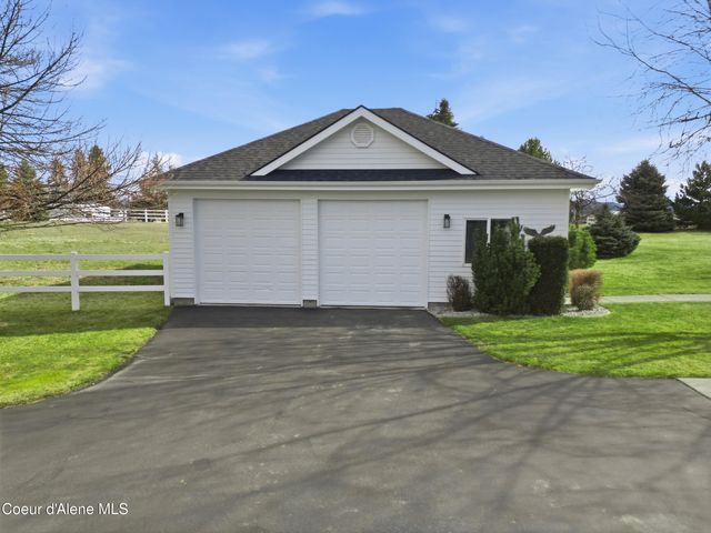 6950 E Poleline Ave, Post Falls, ID 83854