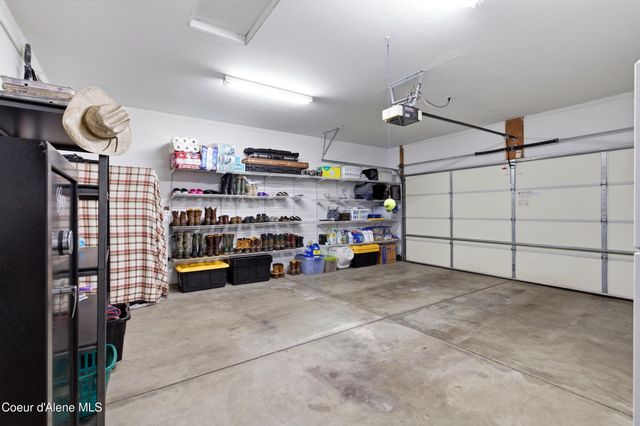 6950 E Poleline Ave, Post Falls, ID 83854