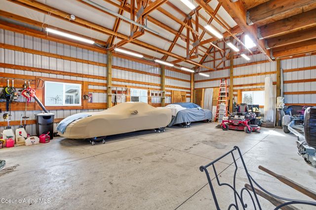 6950 E Poleline Ave, Post Falls, ID 83854