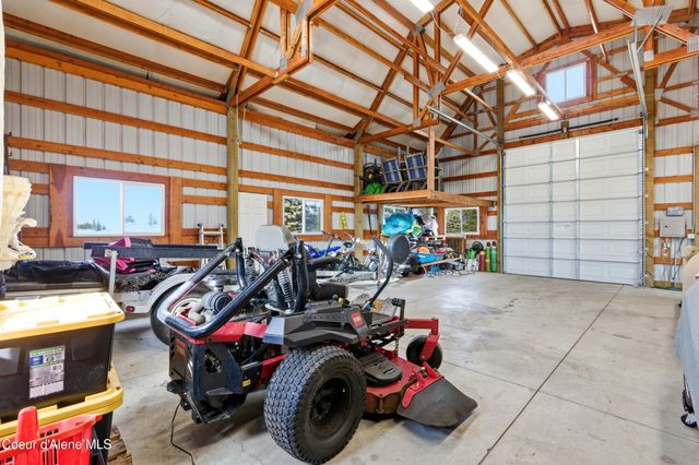 6950 E Poleline Ave, Post Falls, ID 83854