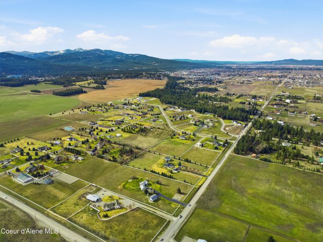 6950 E Poleline Ave, Post Falls, ID 83854