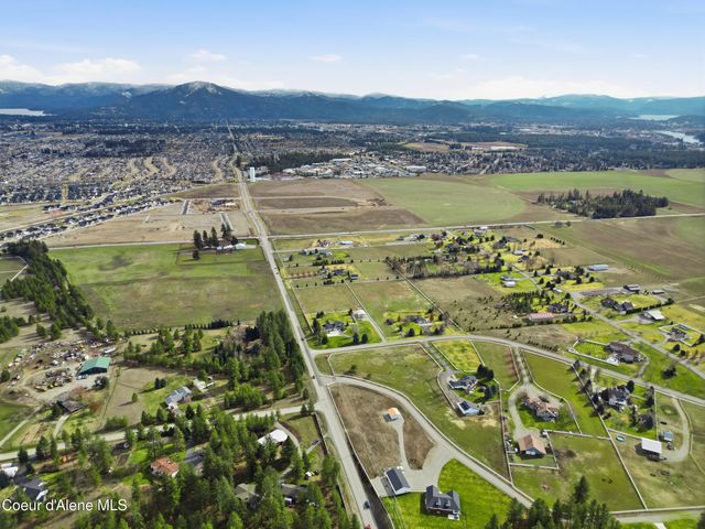 6950 E Poleline Ave, Post Falls, ID 83854