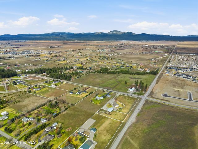 6950 E Poleline Ave, Post Falls, ID 83854