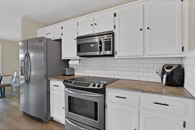 182 Cook Court, Willow Park, TX 76087