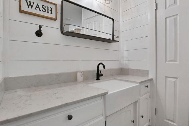 182 Cook Court, Willow Park, TX 76087