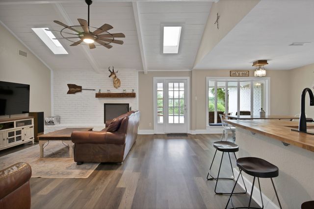 182 Cook Court, Willow Park, TX 76087