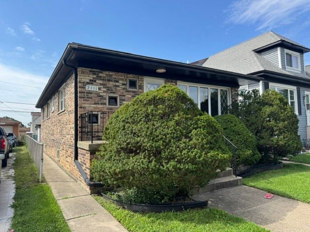 7111 40th Place, Stickney, IL 60402