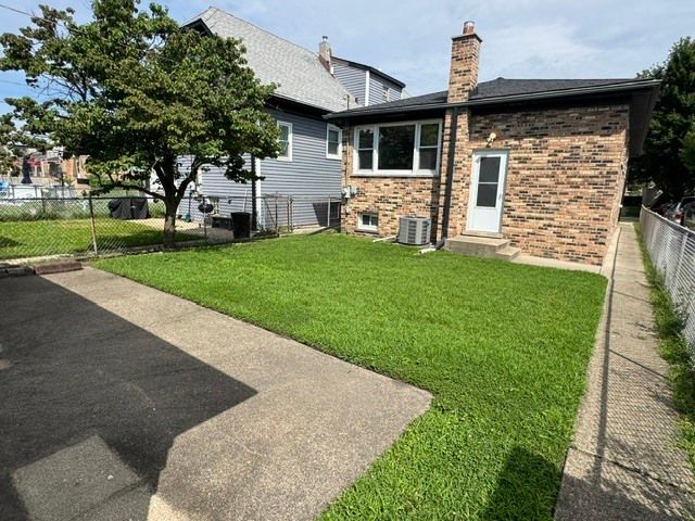 7111 40th Place, Stickney, IL 60402