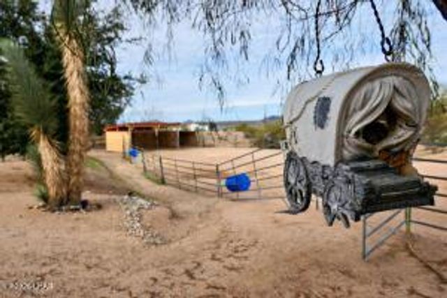 16722 S Lawton Road, Yucca, AZ 86438