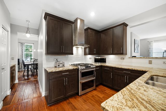 333 Foxford Drive, Cary, IL 60013