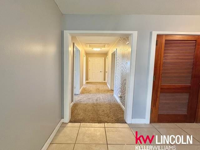3301 Gott Circle, Lincoln, NE 68524