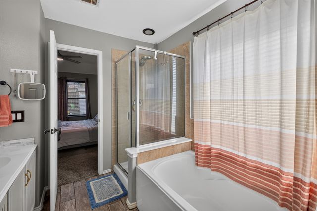 122 Coyote Run, Waxahachie, TX 75165