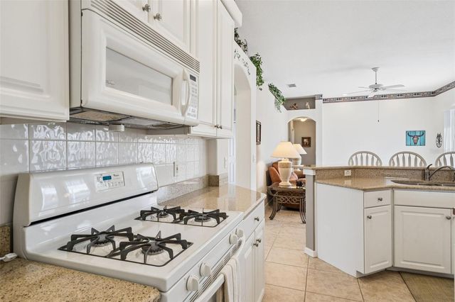 232 VIA MARIEL EAST DRIVE, Davenport, FL 33896