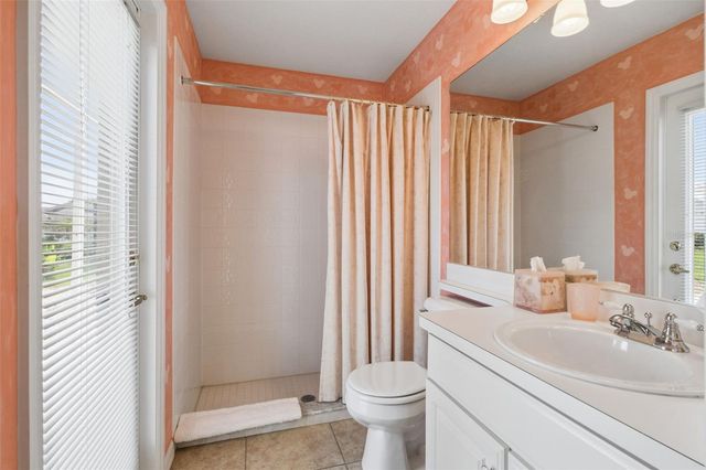 232 VIA MARIEL EAST DRIVE, Davenport, FL 33896