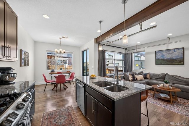 19518 E Sunset Circle, Aurora, CO 80015