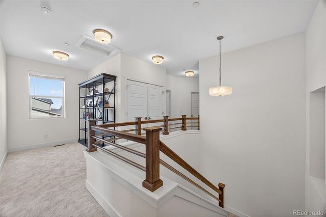 19518 E Sunset Circle, Aurora, CO 80015