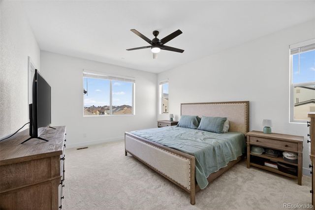 19518 E Sunset Circle, Aurora, CO 80015