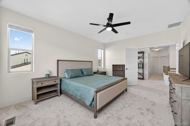 19518 E Sunset Circle, Aurora, CO 80015