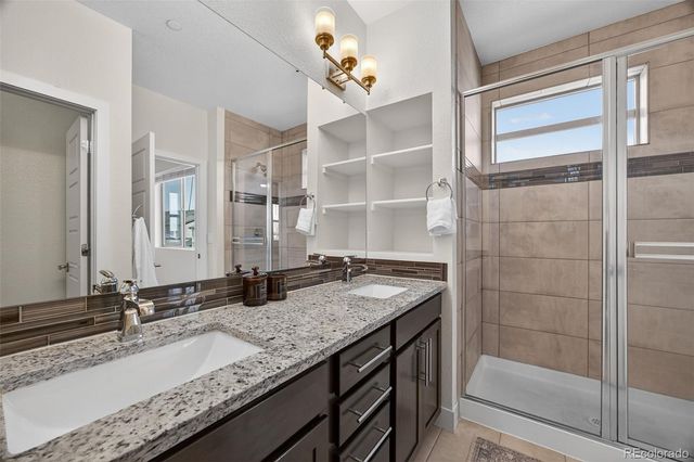 19518 E Sunset Circle, Aurora, CO 80015