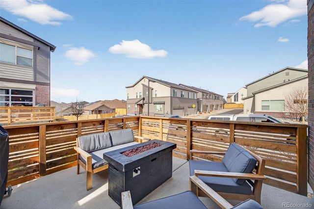 19518 E Sunset Circle, Aurora, CO 80015