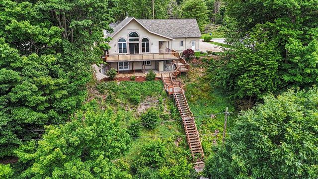 4449 Park Street, Whitehall, MI 49461