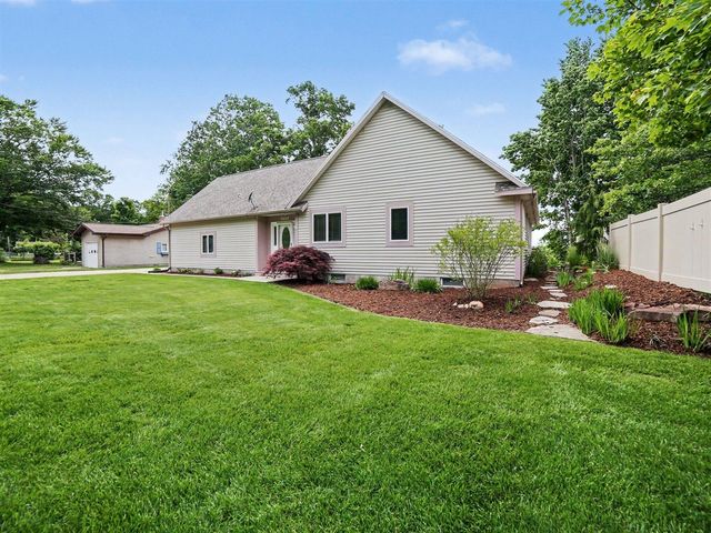 4449 Park Street, Whitehall, MI 49461