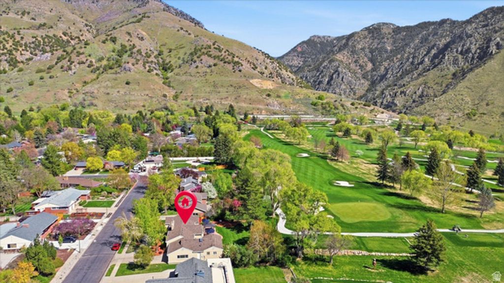 Image 19 of property listing at 1616 E SUNSET DR, Logan, UT 84321