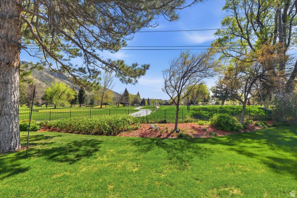 Image 29 of property listing at 1616 E SUNSET DR, Logan, UT 84321