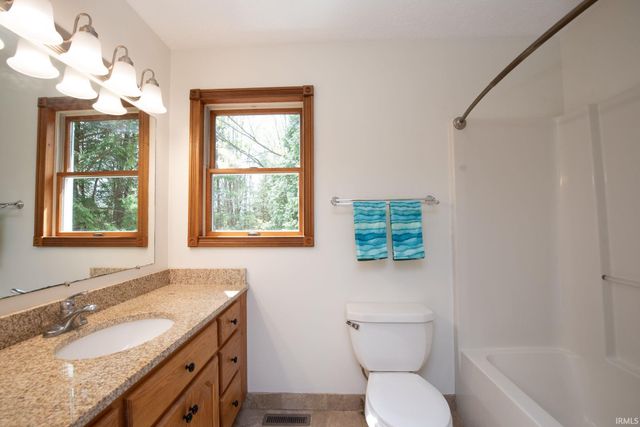 5800 N 50 W, West Lafayette, IN 47906