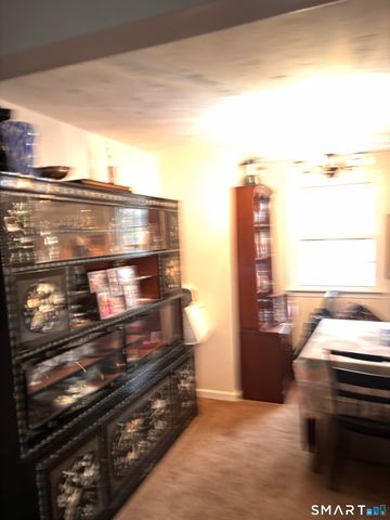 13 Park Court, East Lyme, CT 06357