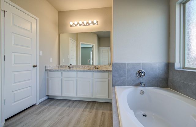 8403 Moonlight Bay Circle, Baytown, TX 77523