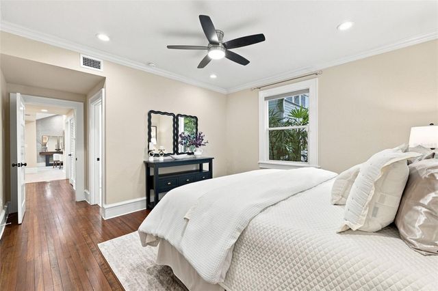 841 24TH AVENUE N, St Petersburg, FL 33704