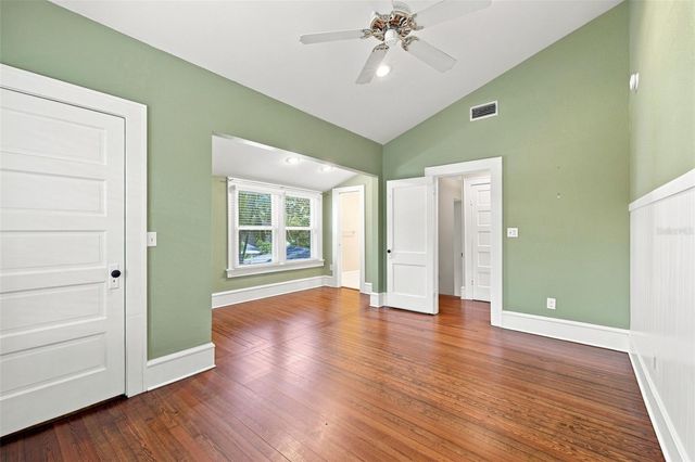 841 24TH AVENUE N, St Petersburg, FL 33704