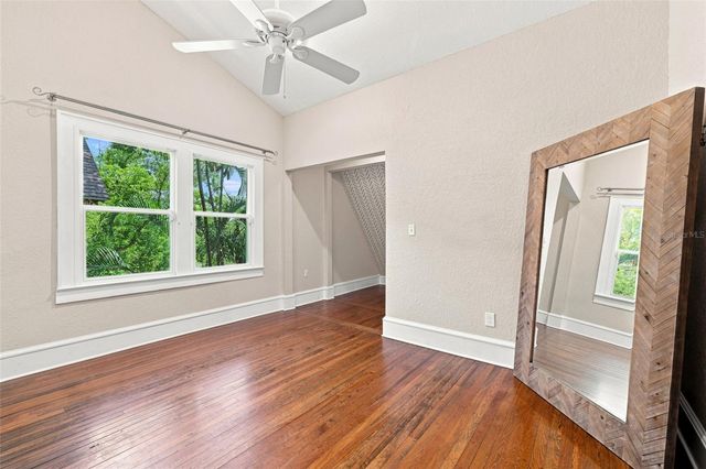 841 24TH AVENUE N, St Petersburg, FL 33704