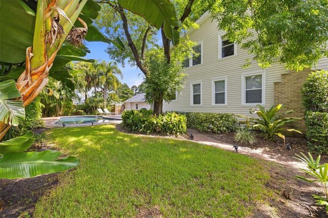 841 24TH AVENUE N, St Petersburg, FL 33704