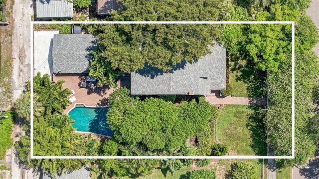 841 24TH AVENUE N, St Petersburg, FL 33704