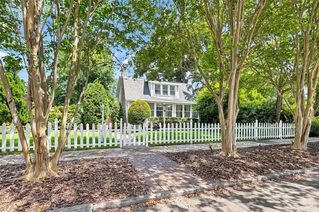 841 24TH AVENUE N, St Petersburg, FL 33704