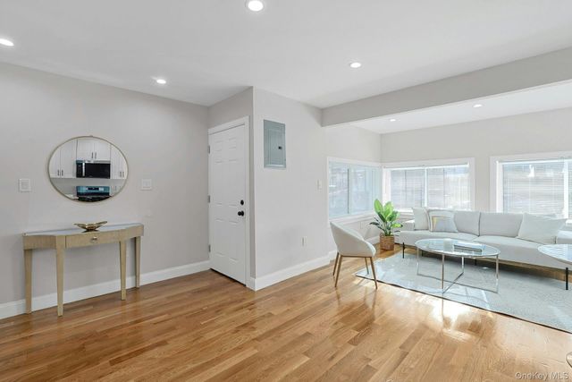 119 6th Street, Pelham, NY 10803