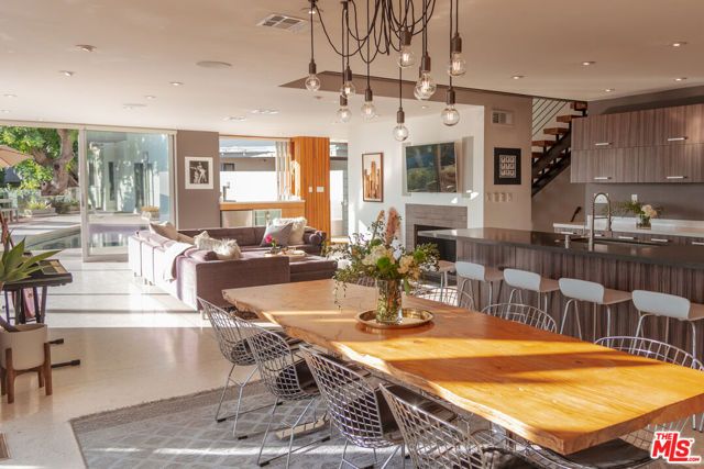 7650 Curson Terrace, Los Angeles, CA 90046