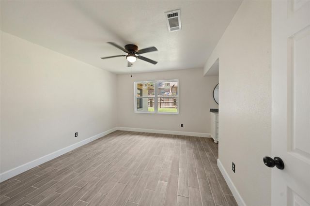 9096 N Comanche Circle, Willis, TX 77378