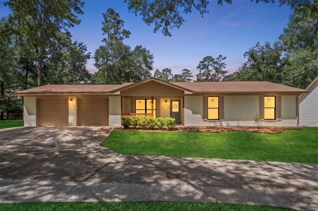 9096 N Comanche Circle, Willis, TX 77378