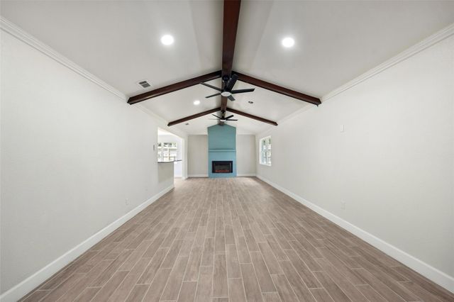 9096 N Comanche Circle, Willis, TX 77378