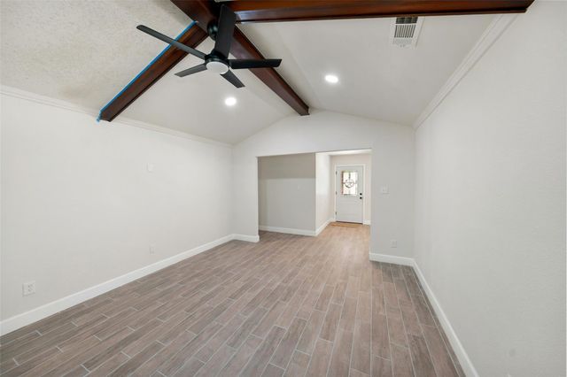 9096 N Comanche Circle, Willis, TX 77378
