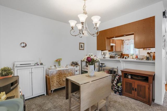 2058 Pathways Drive 9, Saint Paul, MN 55119