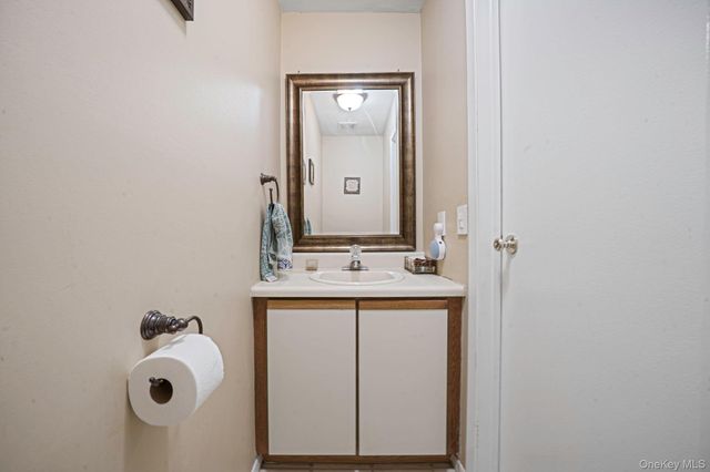 1405 Sara Circle, Port Jefferson, NY 11776